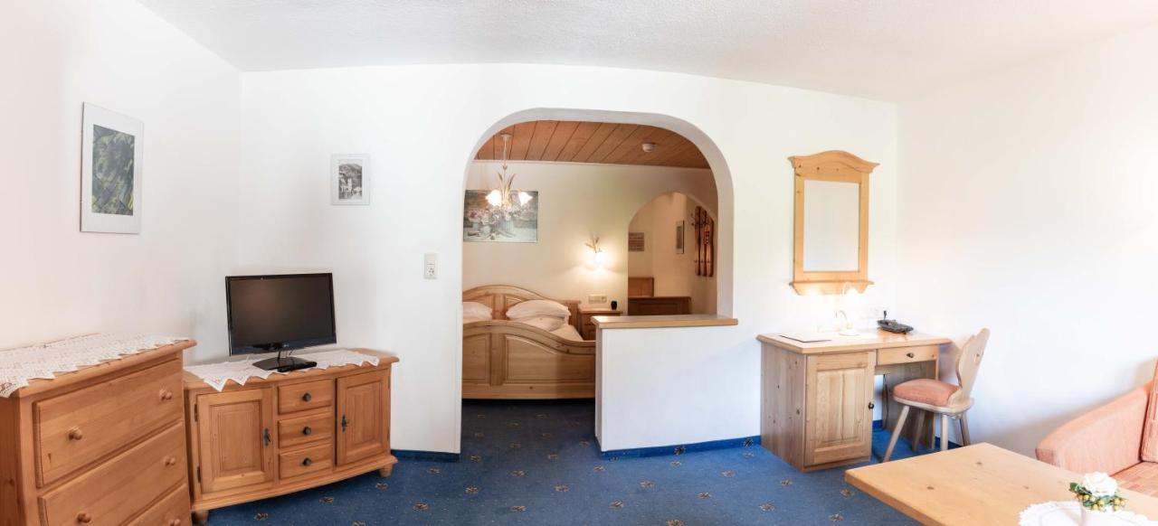 Hotel Rotlechhof Berwang Kültér fotó